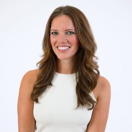Portrait of Sophia Reynolds, Head of Digital Products at Verity Knowledge Labs